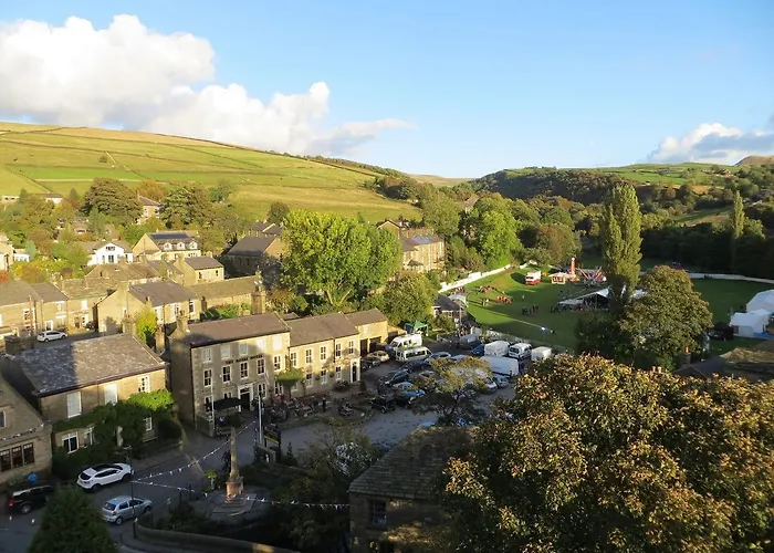 The Royal At Hayfield
